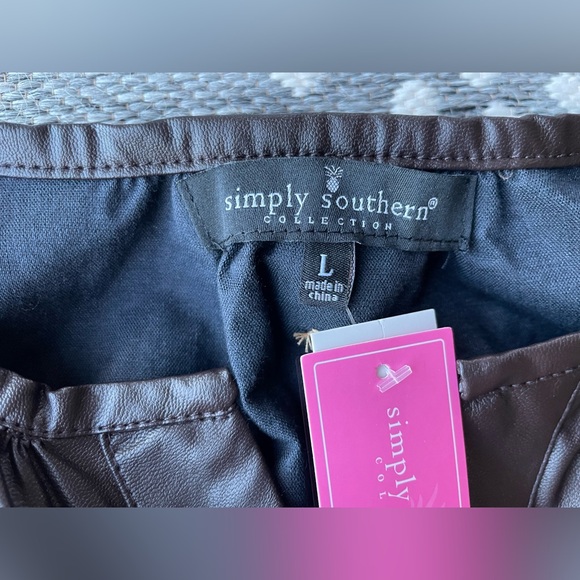 Simply Southern Faux Leather Brown Dress Womens LARGE New fit & flare sexy - Picture 5 of 14